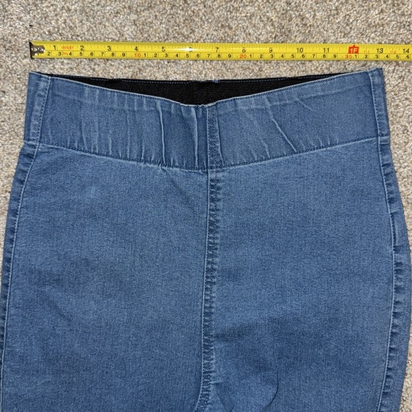 Juniors High Waisted, Stretch, Flared Jeans Sm M - Picture 2 of 7